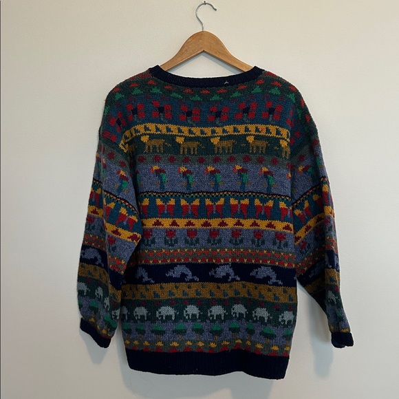 Vintage LL Bean Wool Cardigan Sweater Animals Flowers Colorful Size Large - Picture 3 of 6